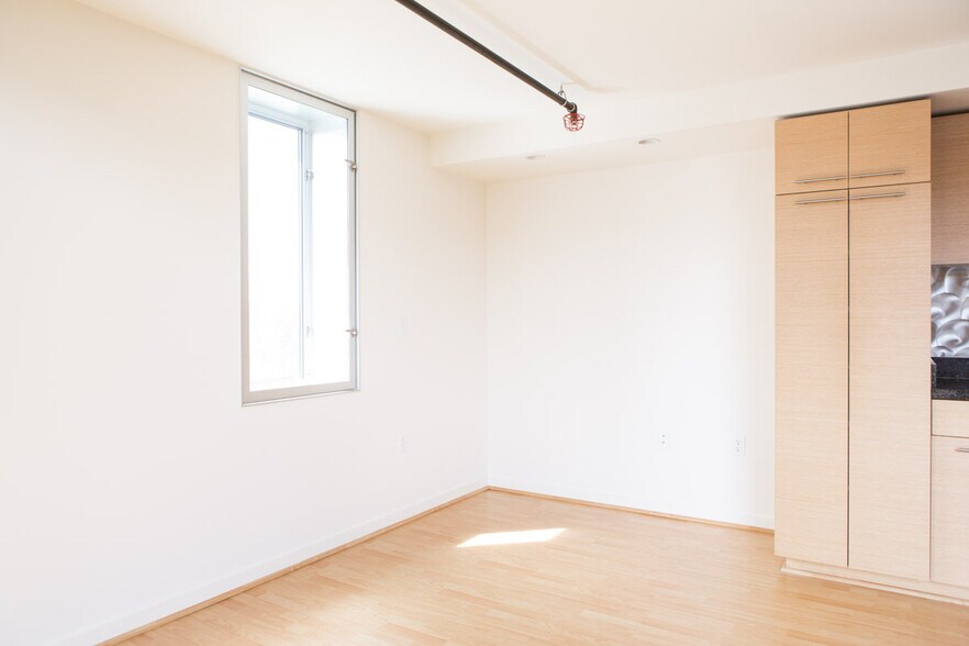 Building Photo - 178 Bluxome St