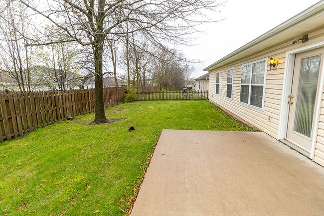 Building Photo - 4700 Fenimore Dr