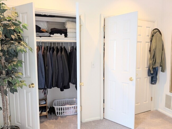 Building Photo - 36 Phoenix Ave