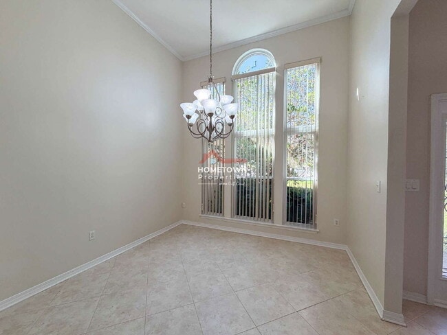 Building Photo - 1490 Chalet Pl