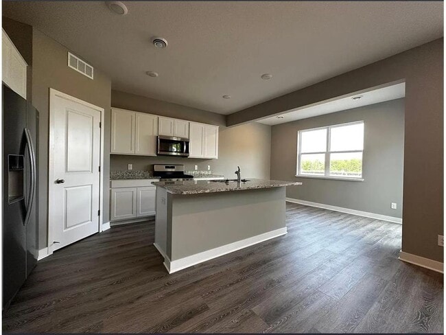 Building Photo - 12669 Erskin St NE