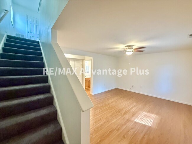 Building Photo - 408 Winston St