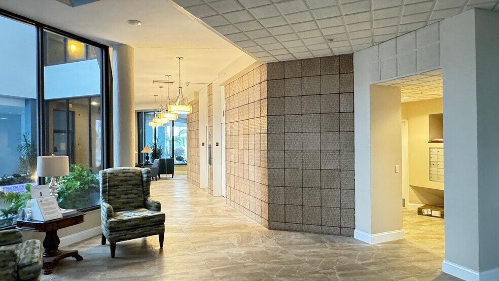 Building Photo - 3047 S Atlantic