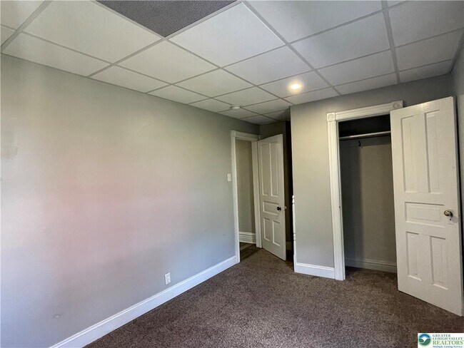 Building Photo - 1219 3rd St