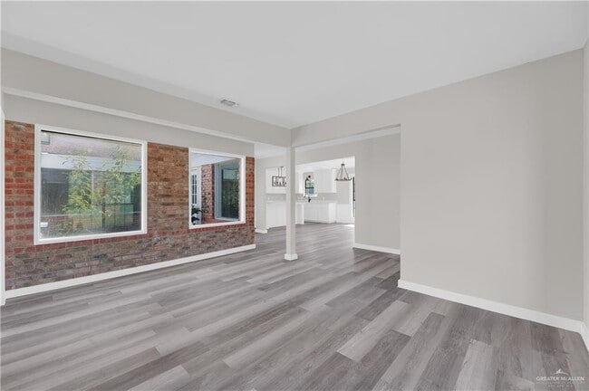 Building Photo - 26 Tiquisate Ave