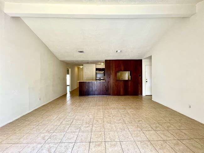 Building Photo - 4502 Mossygate Dr