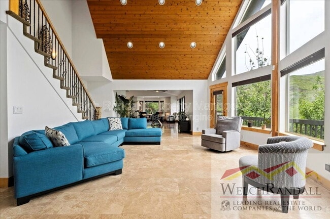 Building Photo - 5548 Emigration Canyon Rd