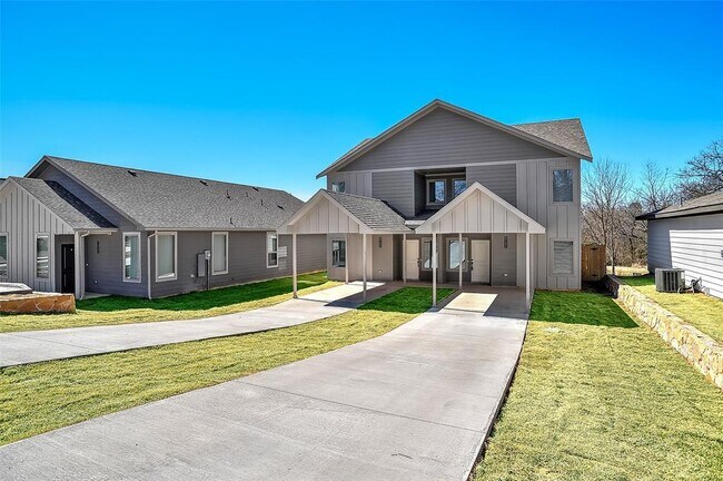 Building Photo - 1219 Bells Dr