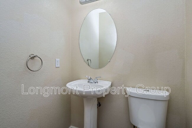 Building Photo - 1613 Metropolitan Dr