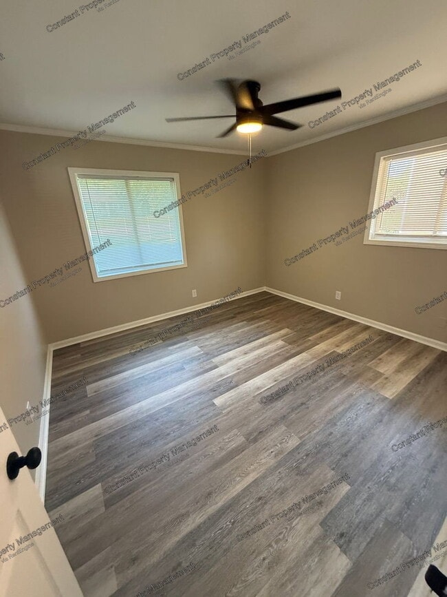 Building Photo - 4221 Ayers Rd