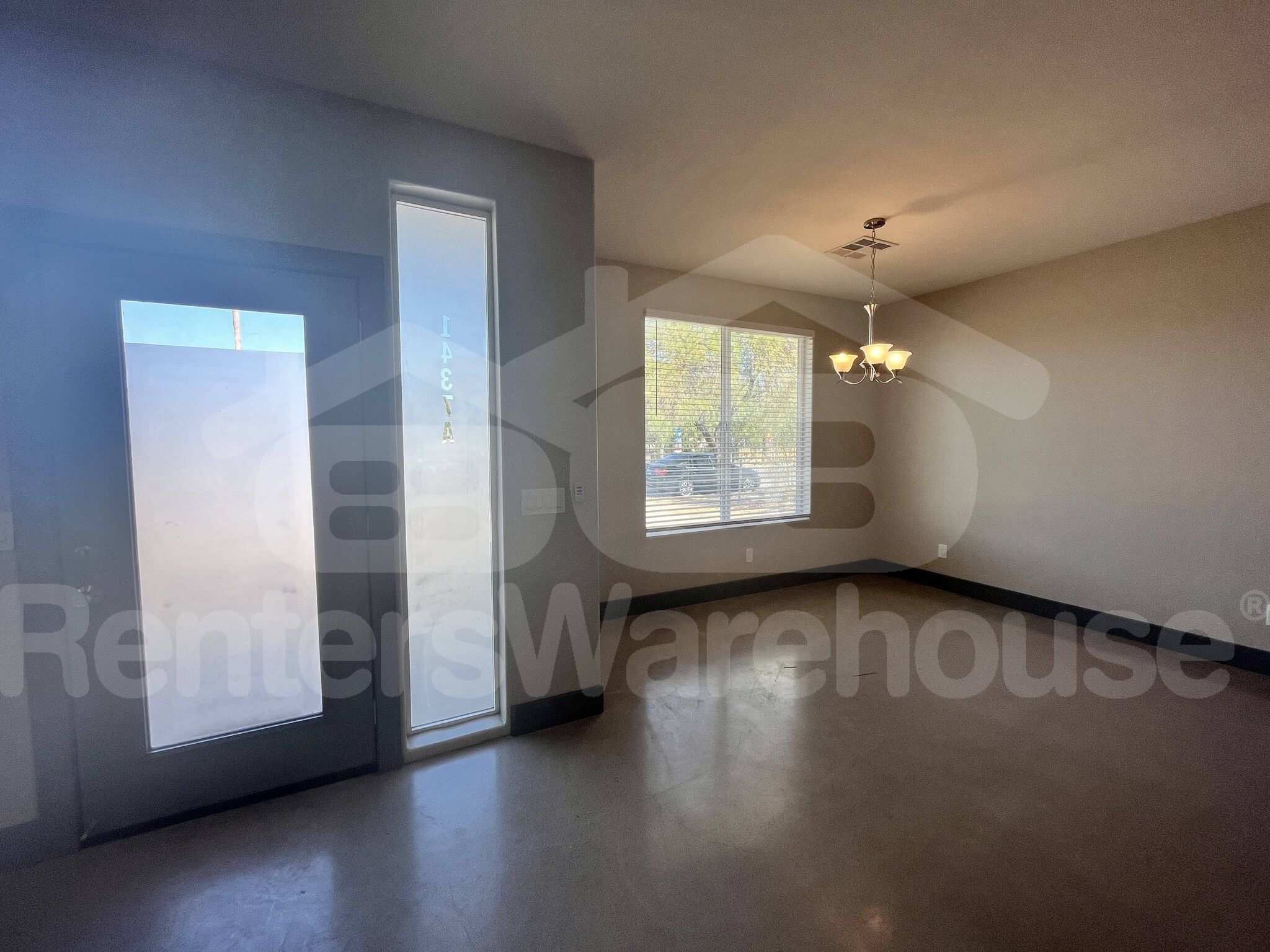 Building Photo - 1437 E Roosevelt St