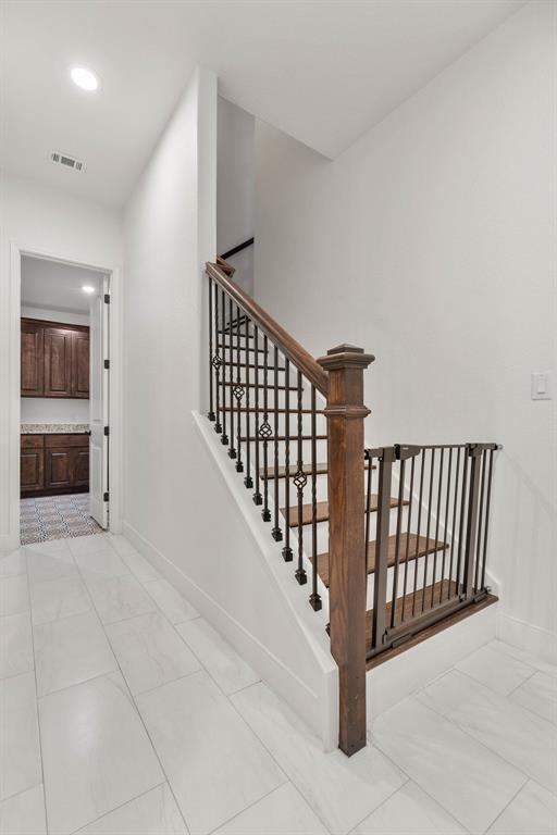 Building Photo - 479 Brown Rd