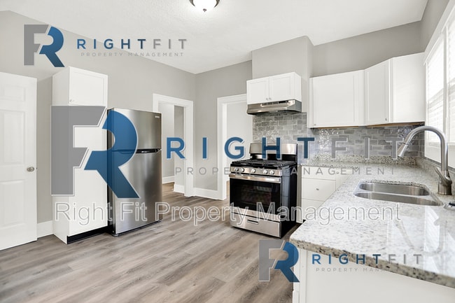 Building Photo - 3430 Carrollton Ave