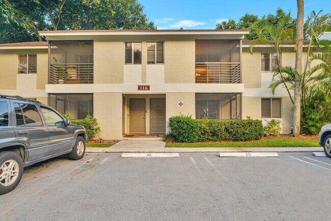 Building Photo - 116 Gardens Dr