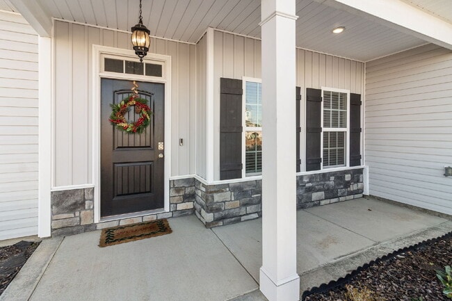 Building Photo - The Weston Wood Home