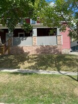 Building Photo - 233 Linden Ave