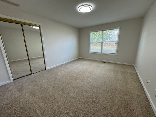 Building Photo - 4 Bedrooms, Big Yard & Top Schools – Don’t...