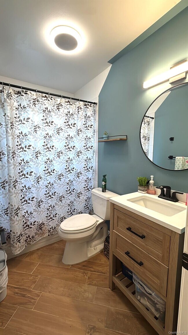 Building Photo - 207 Lenox Ave