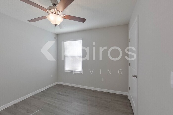 Building Photo - 8681 SW 43rd Ter