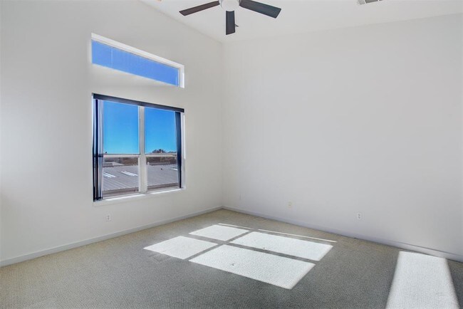 Building Photo - 3212 Yellowstone Blvd