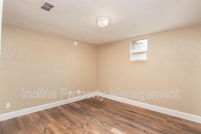 Building Photo - 250 W 100 S