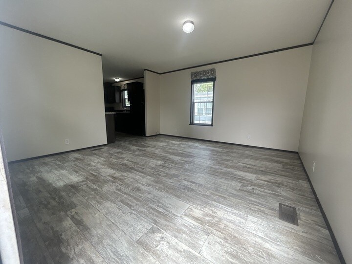Building Photo - 11716 Cascade Cir