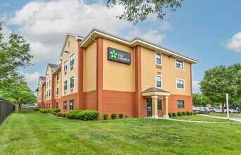 Building Photo - Furnished Studio-Baltimore - BWI Airport - Aero Dr.