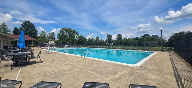 Building Photo - 10843 Spencer St