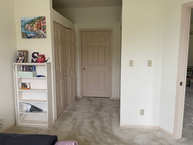 2nd bedroom closet - 8660 S Liberty Ln