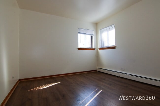 Building Photo - 8745 S Cottage Grove Ave