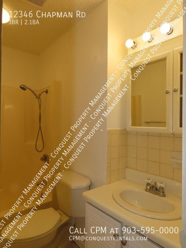 Building Photo - 12346 Chapman Rd