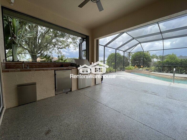 Building Photo - 8946 Province St