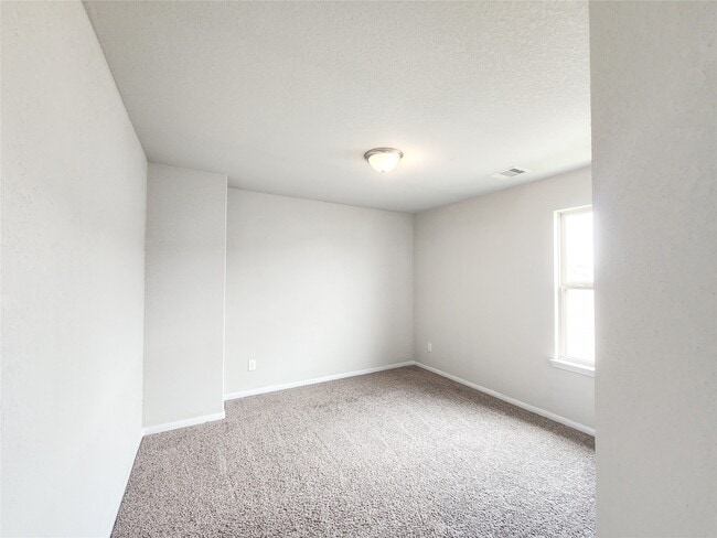 Building Photo - 14711 Sycamore Side Wy