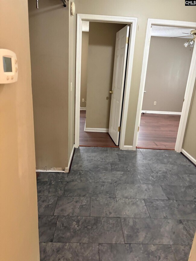 Building Photo - 49B Battery Walk Ct