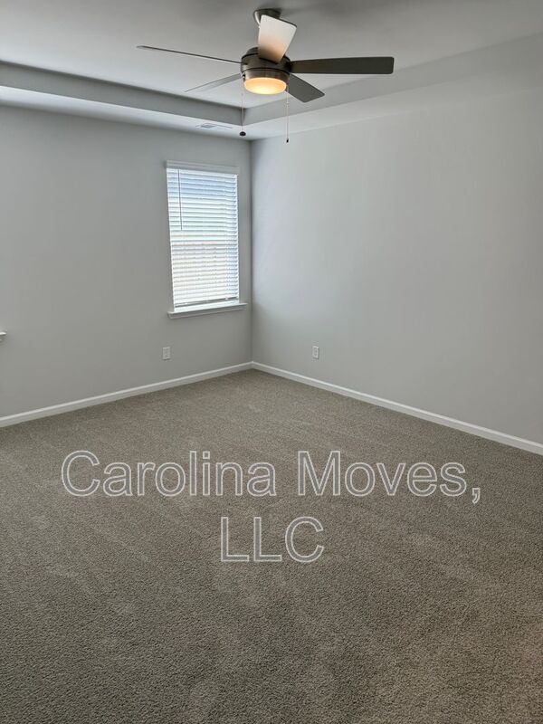 Building Photo - 417 Mariene Dr