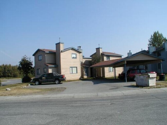 Building Photo - 7301 Woburn-2