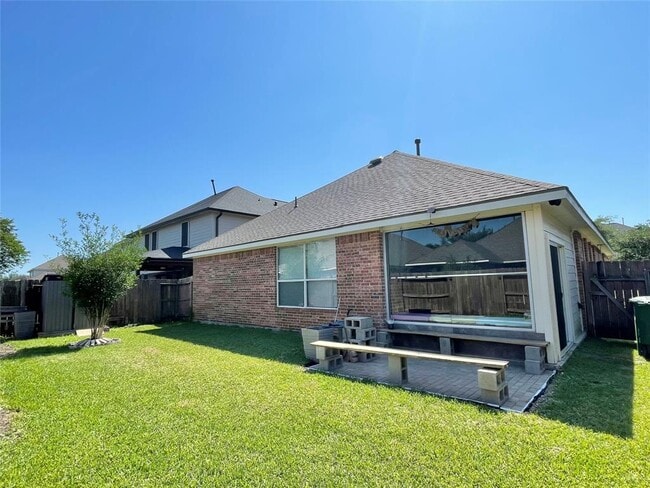 Building Photo - 13834 Clear Trail Ln