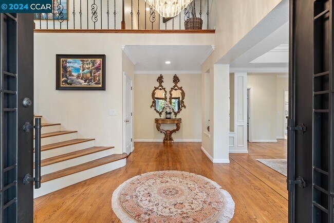 Building Photo - 3040 Stonegate Dr