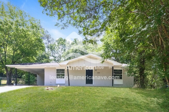 Building Photo - 2230 Danbury Dr