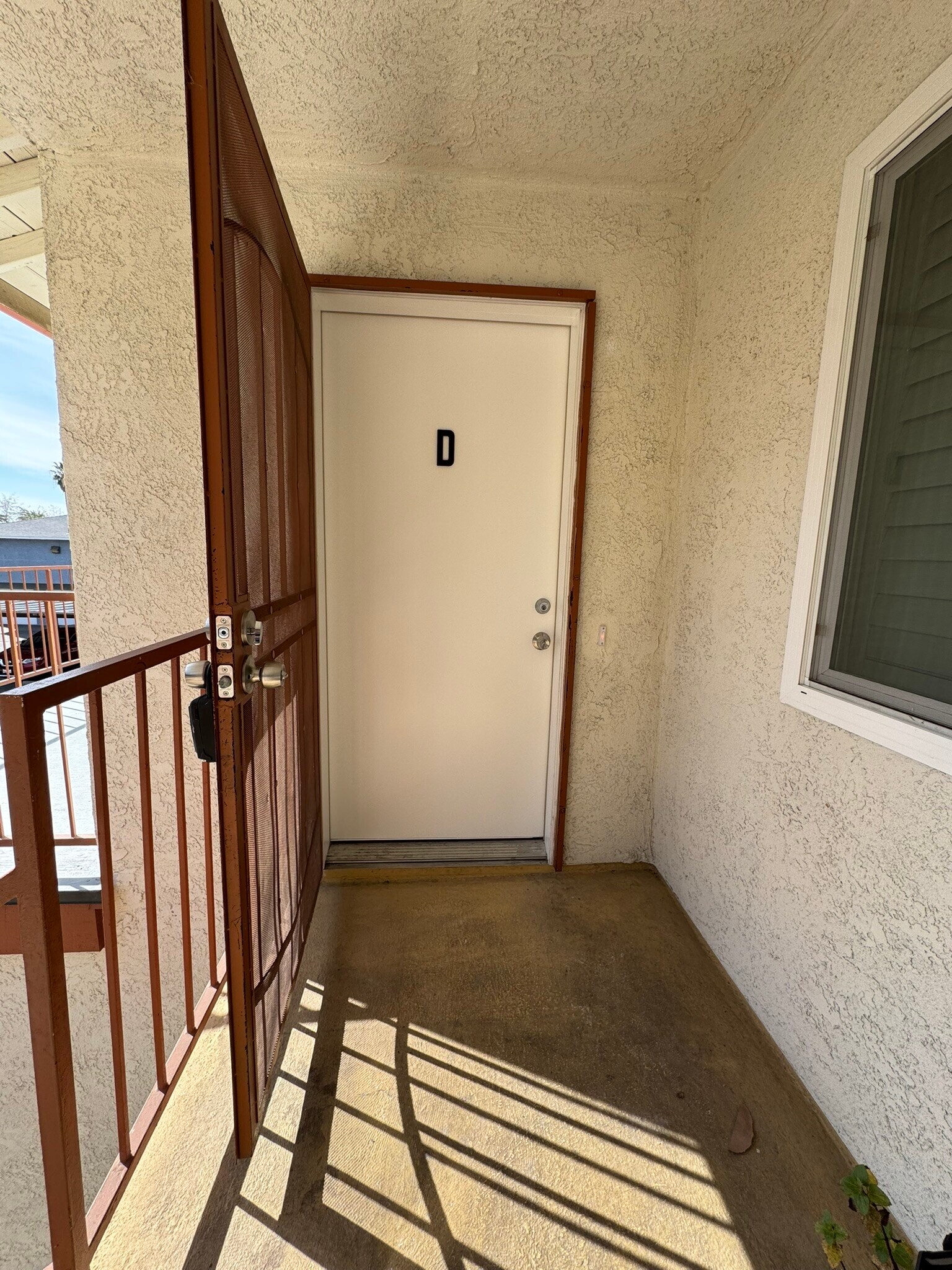 Front door Unit D - 1117 Oxford Dr