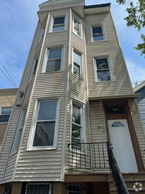 Building Photo - 64.5 Jefferson St