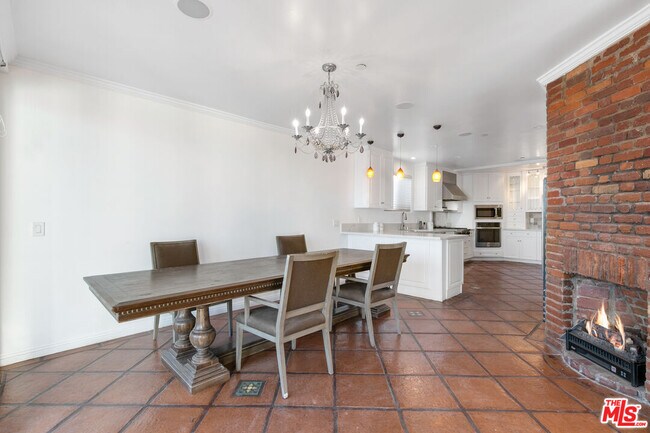 Building Photo - 17737 Porto Marina Way