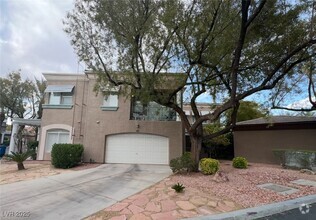 Building Photo - 9420 San Laguna