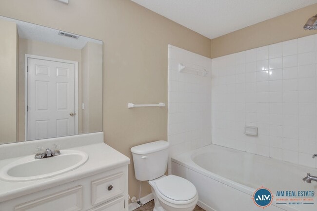 Building Photo - Charming Top-Floor Villa in The Reserve at...