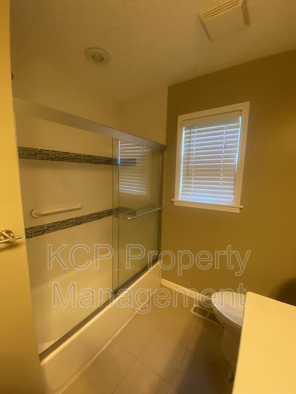 Building Photo - 3019 Independence St