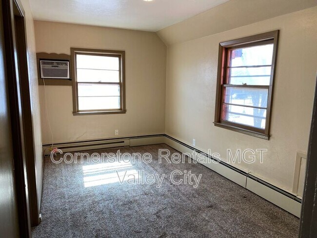 Building Photo - 227 Central Ave S