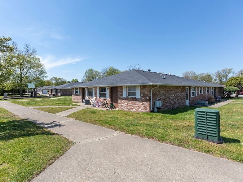 Northwind 3225 E Goldenrod Ave Terre Haute IN 47805 Apartment Finder