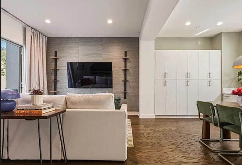 Building Photo - 2203 Selig Dr