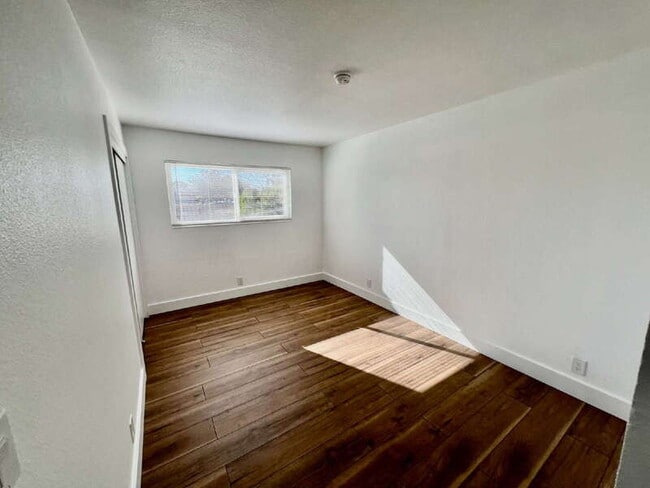 Building Photo - 2459 Gulf Dr