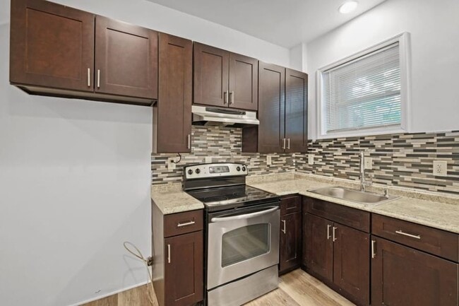 Building Photo - 2356 N Colorado St